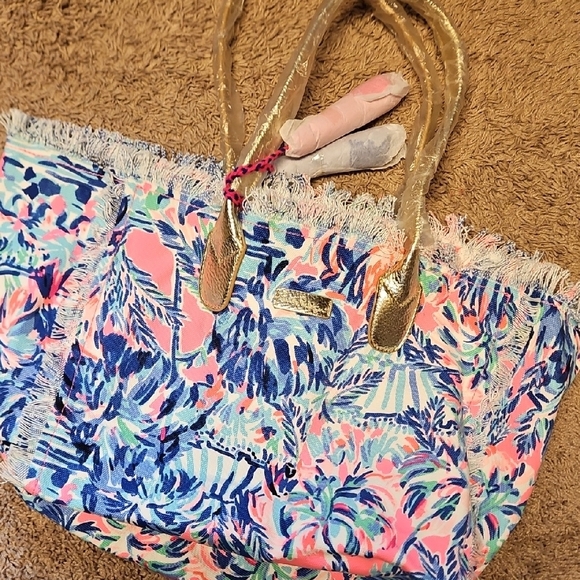 Lilly Pulitzer Gypset Frayed Beach Tote - Picture 8 of 8